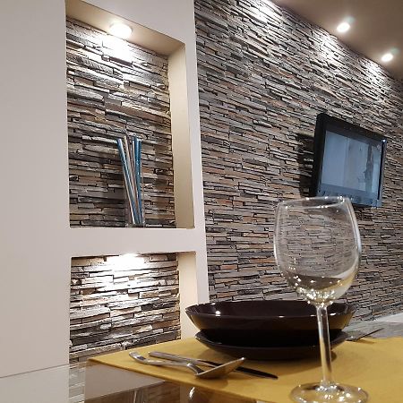 Woodstone Apartment 普洛耶什蒂 外观 照片
