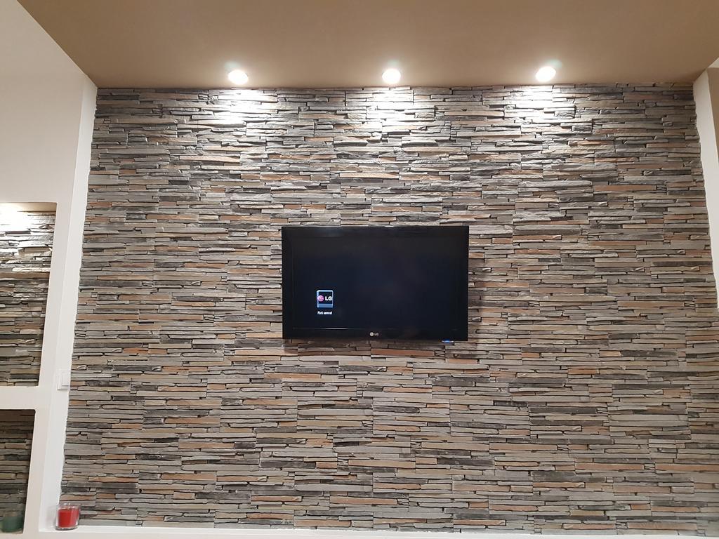 Woodstone Apartment 普洛耶什蒂 外观 照片